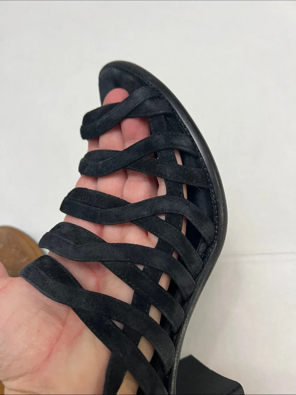 ROCCO. P VINTAGE BLACK LEATHER STRAPPY HEELS